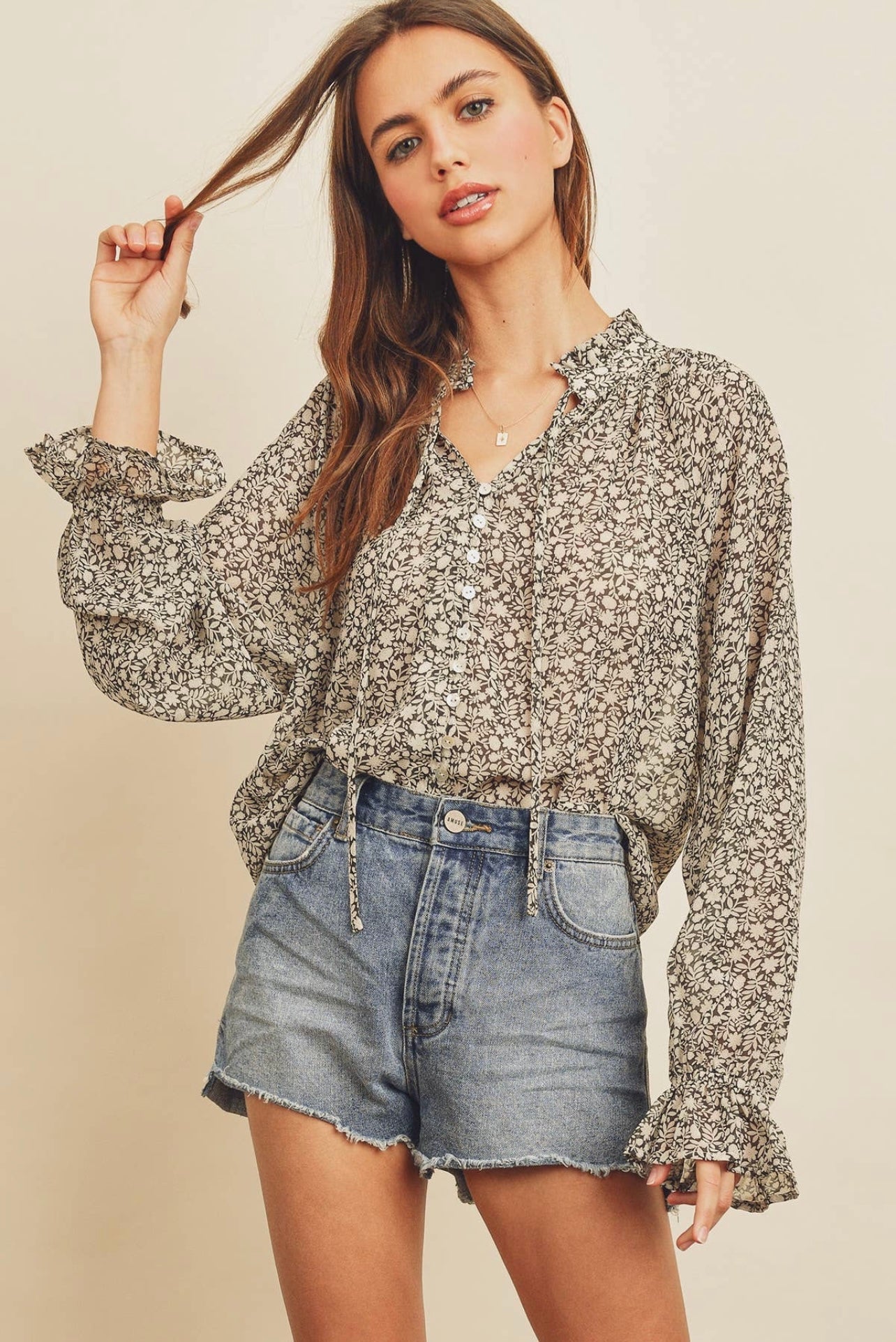 FLOWER SHADOW TIE-NECK BLOUSE