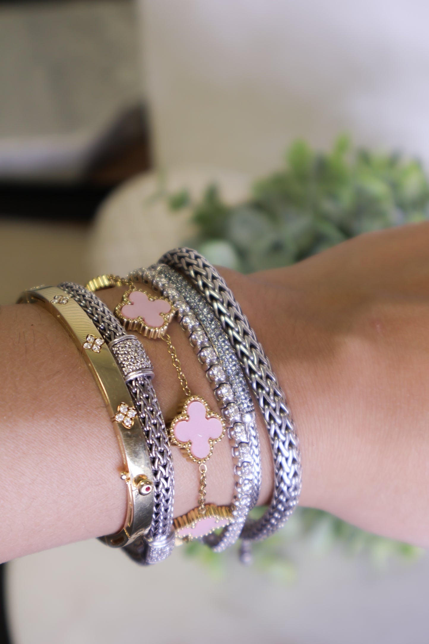 Lucky Luxe: Soft Blush & Gold Clover Bracelet