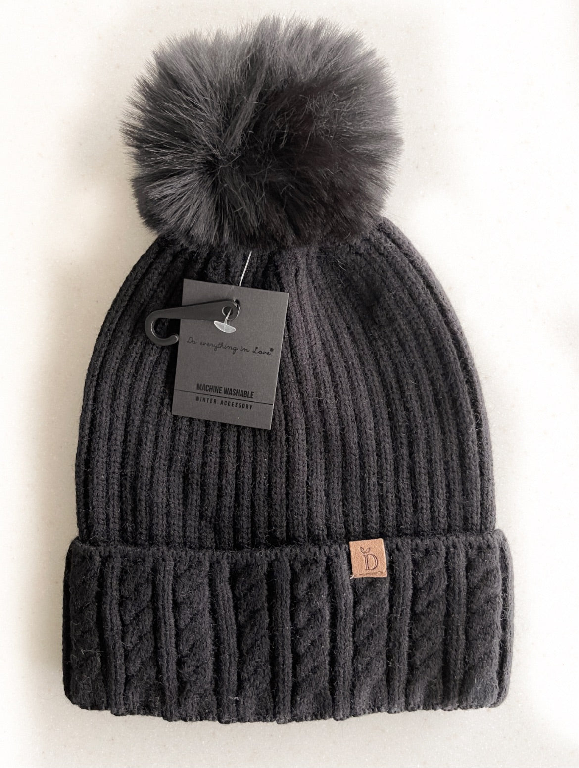 DO EVERYTHING IN LOVE BEANIES