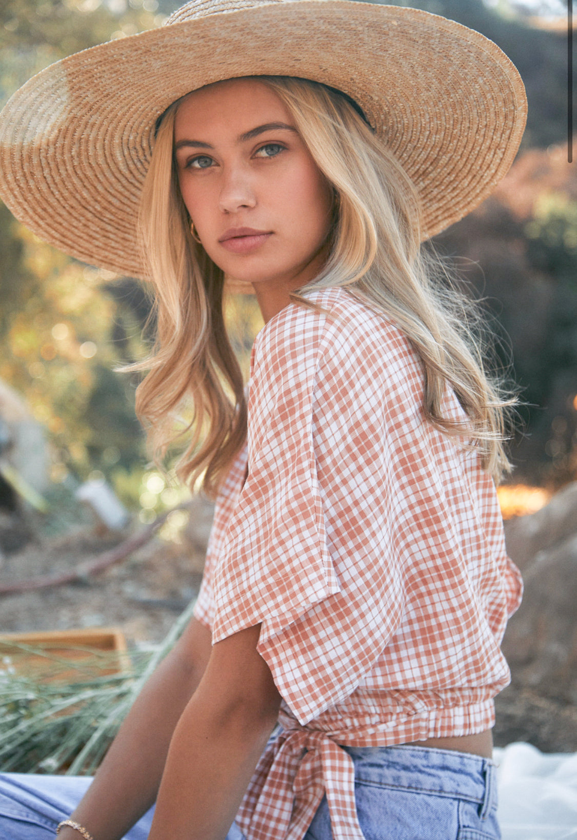 MISGUIDED PLAID CROP
