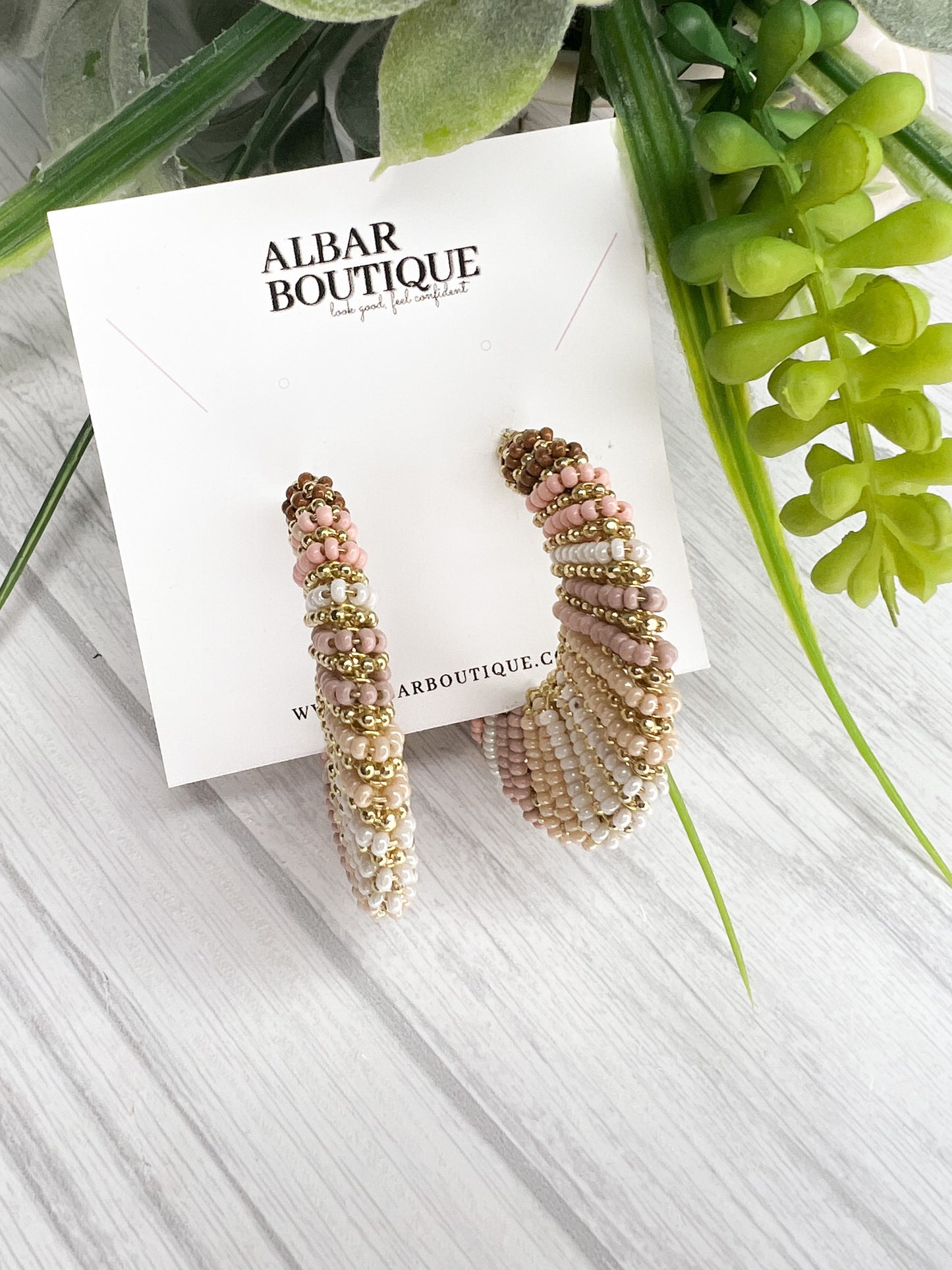 AMY PASTEL BEADED EARRINGS