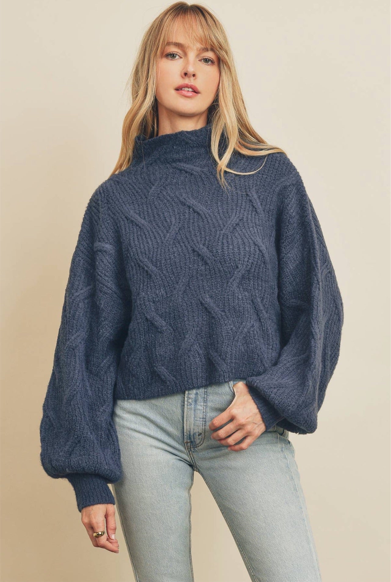 CHELSEA CHUNKY KNIT SWEATER