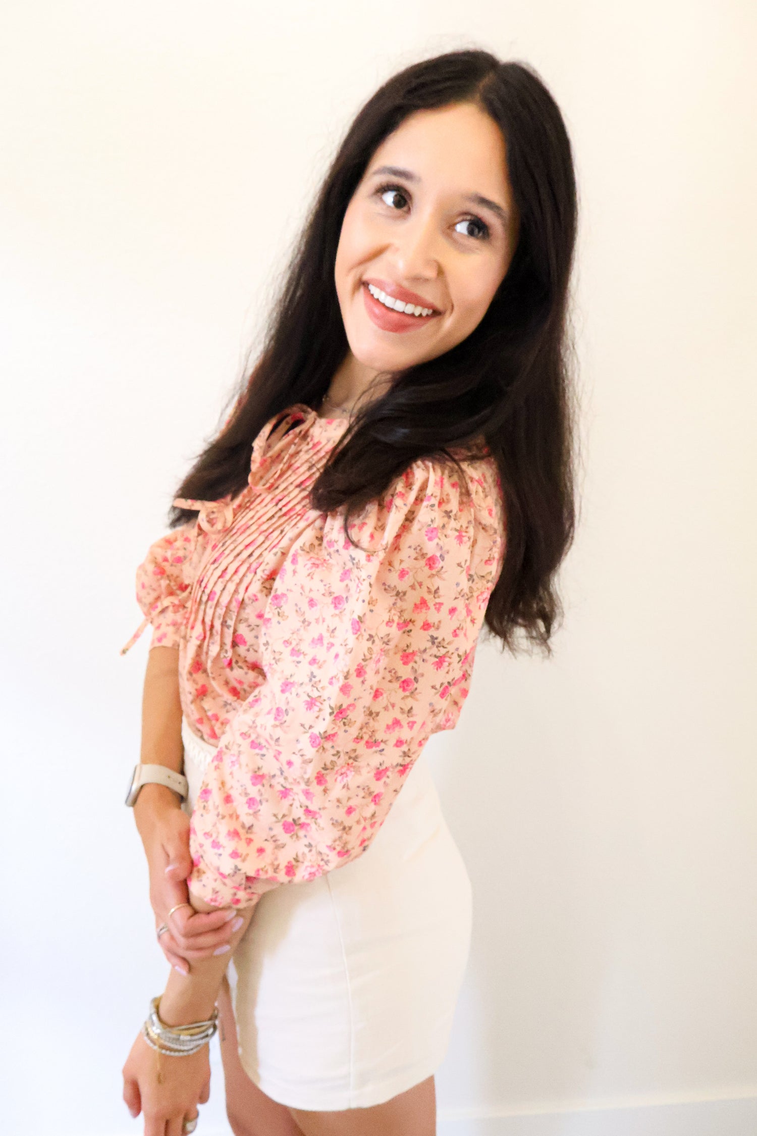 ROSE BLOSSOM BOW BLOUSE | FEMININE FLORAL TOP WITH BUBBLE SLEEVES SIDE VIEW