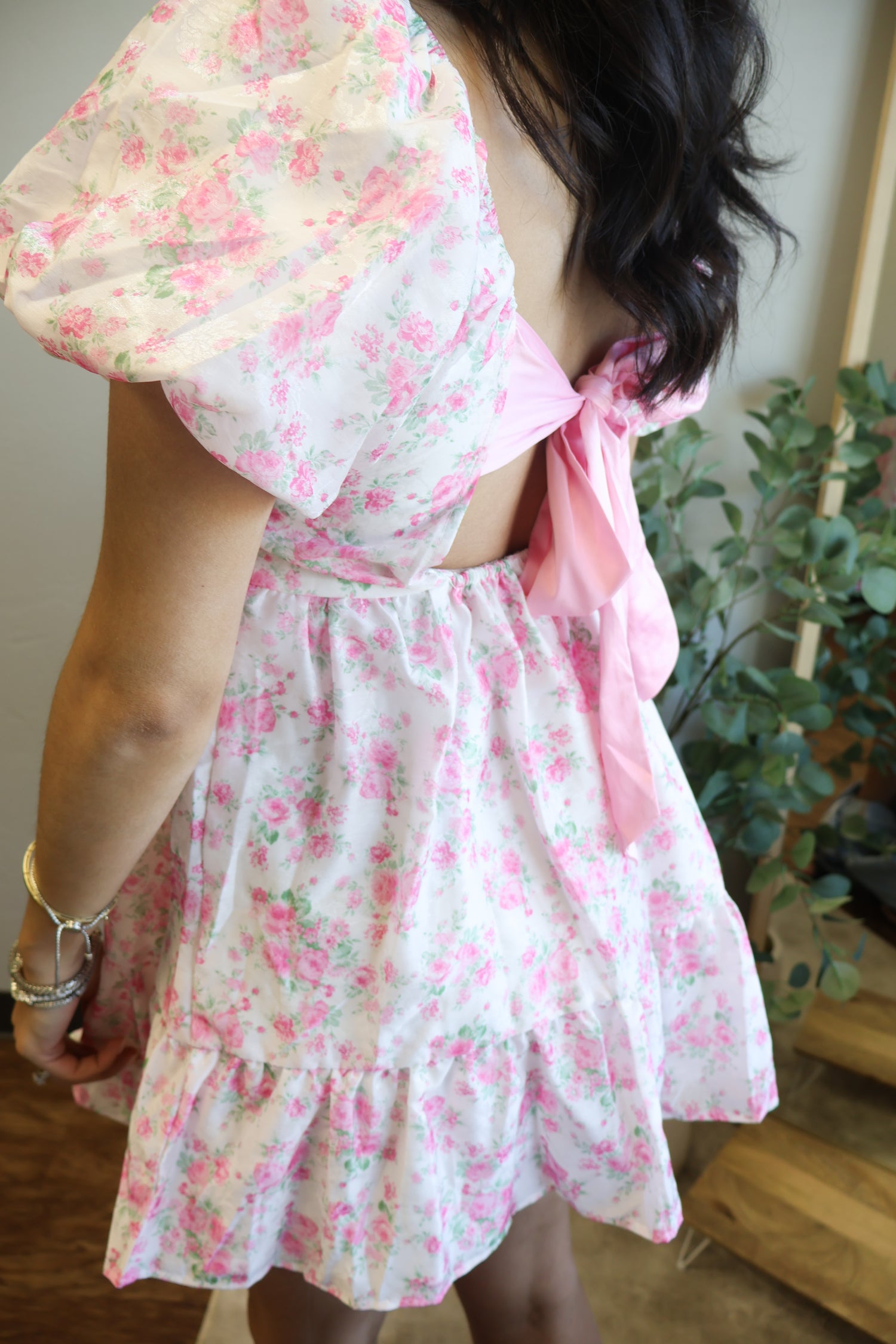 BLOSSOM BABE SQUARE NECK FLORAL MINI DRESS- Side view showing floral