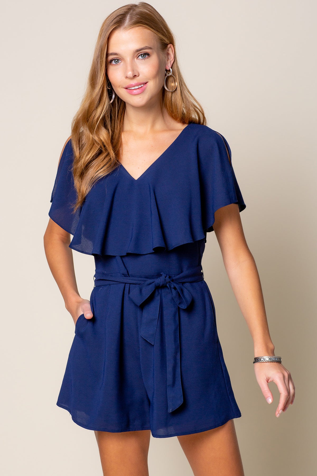NAVY BLUE ROMPER FOCUS